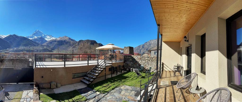 Belmonte Kazbegi room 6